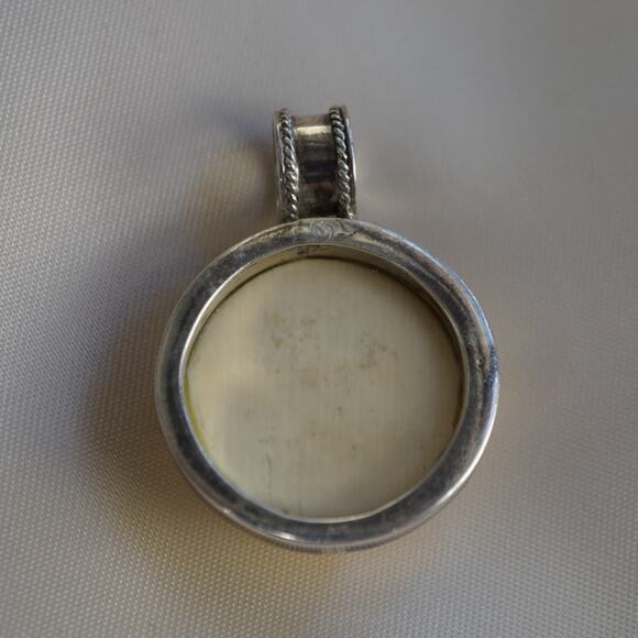 Vintage 925 Sterling Silver Carved Moon Face Cameo Pendant Charm Round Celestial - Picture 9 of 11